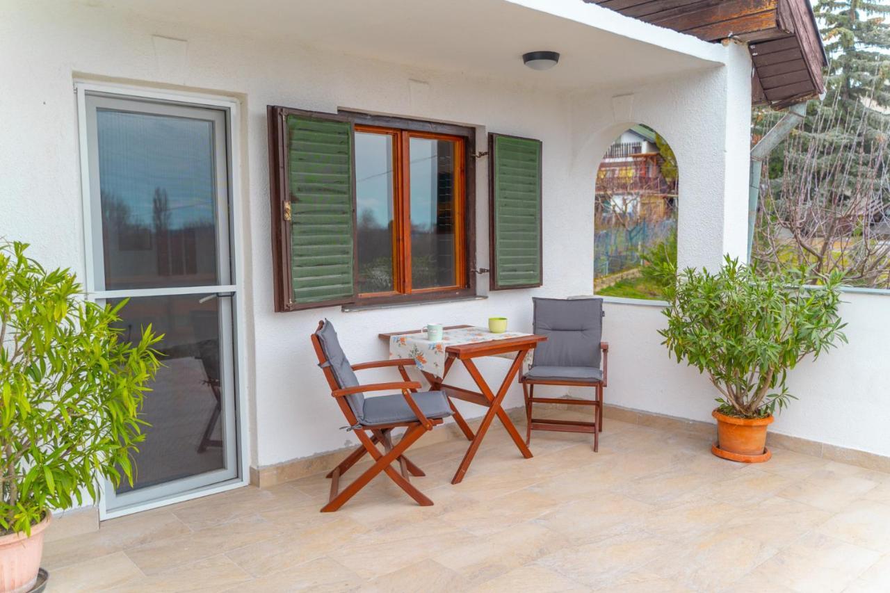 Apartment Csabagyoengye